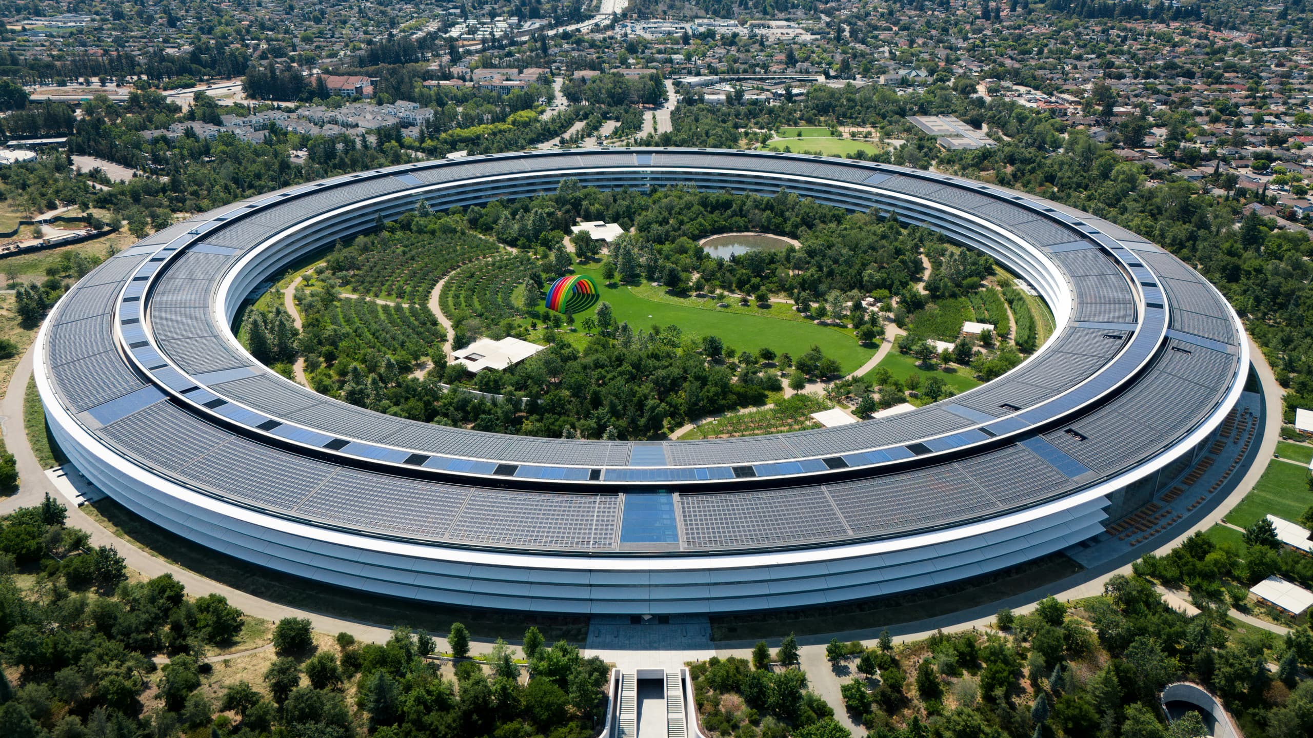 A gallery image from Technology: Apple Cupertino Headquarters From Above