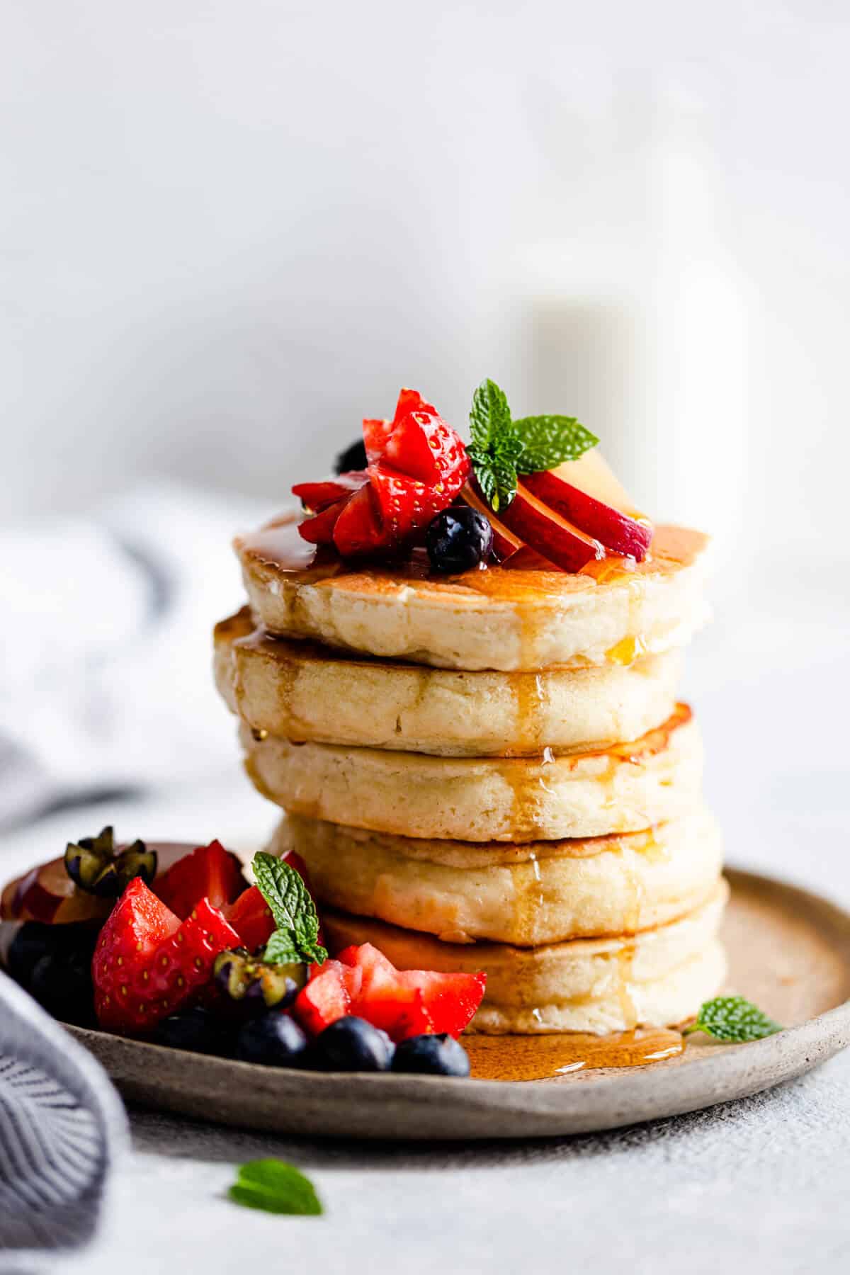 A gallery image from Food: Classic Fluffy Pancakes 3