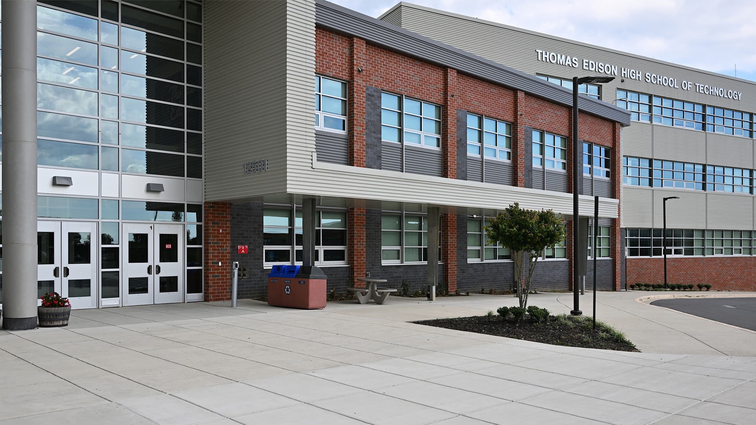 A gallery image from Education: Edison High School Of Technology Entrance