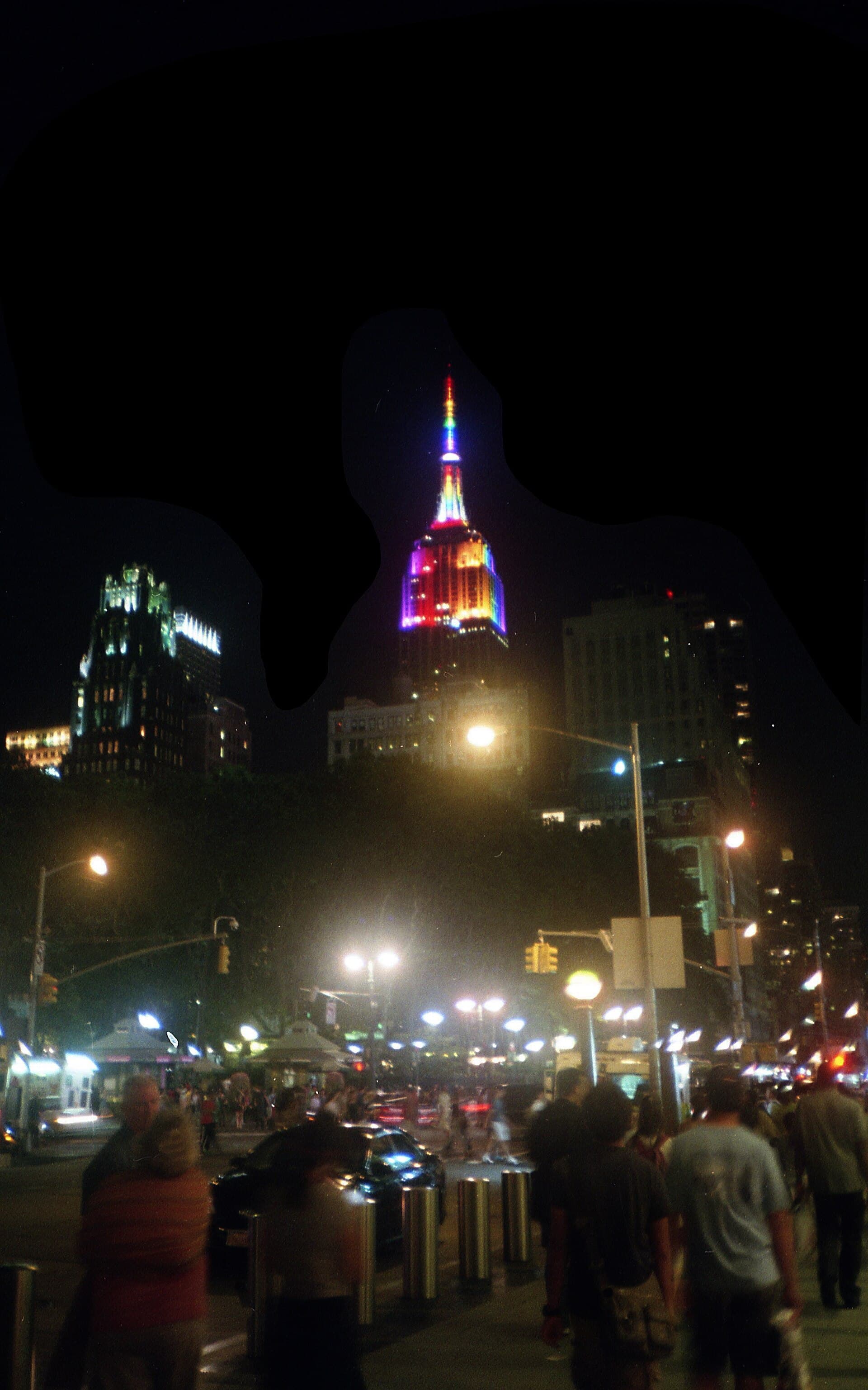 A gallery image from US Buildings: Empire State Building Night View