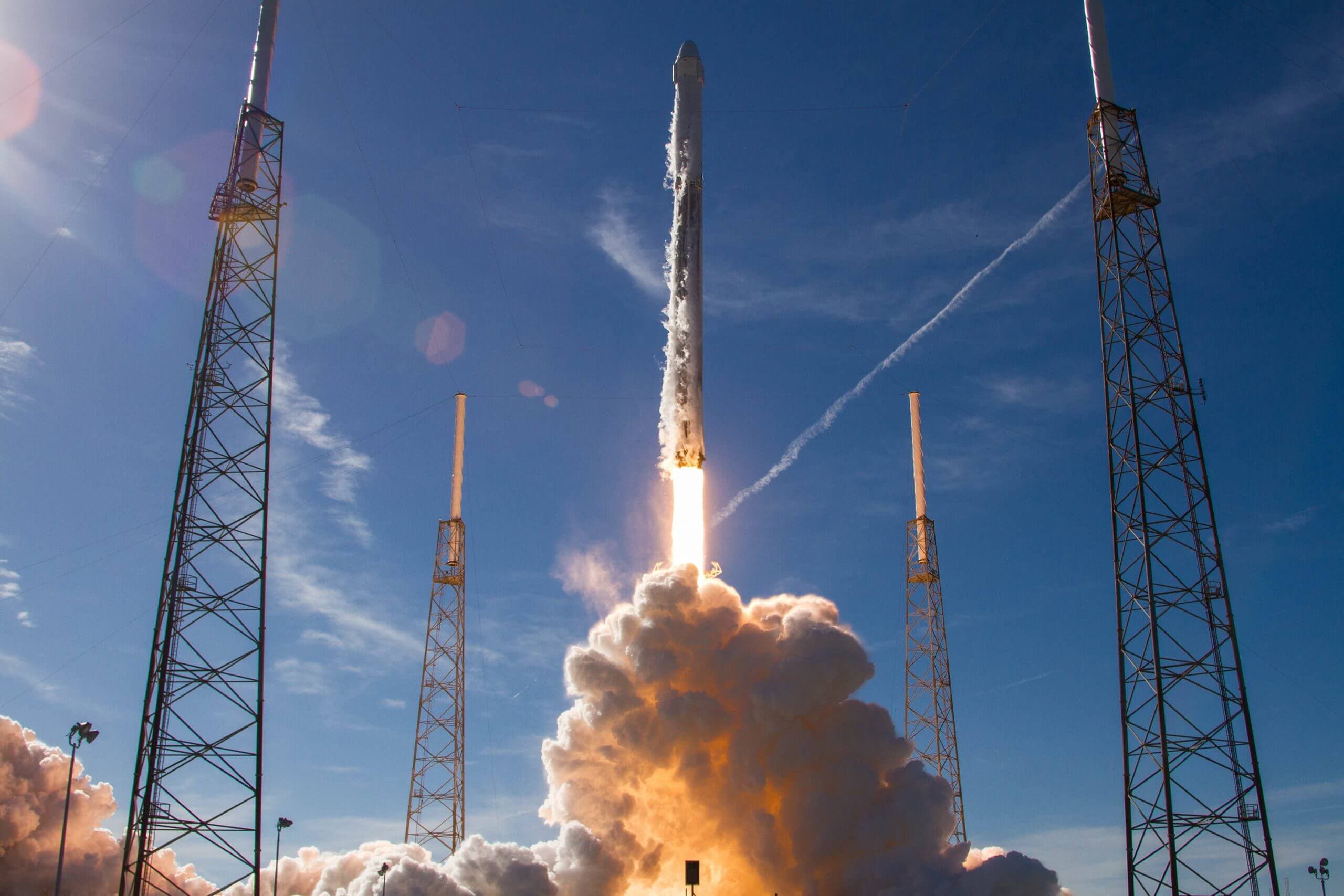 A gallery image from Technology: Flacon 9 CRS 13 Launch Sky View Scaled 1