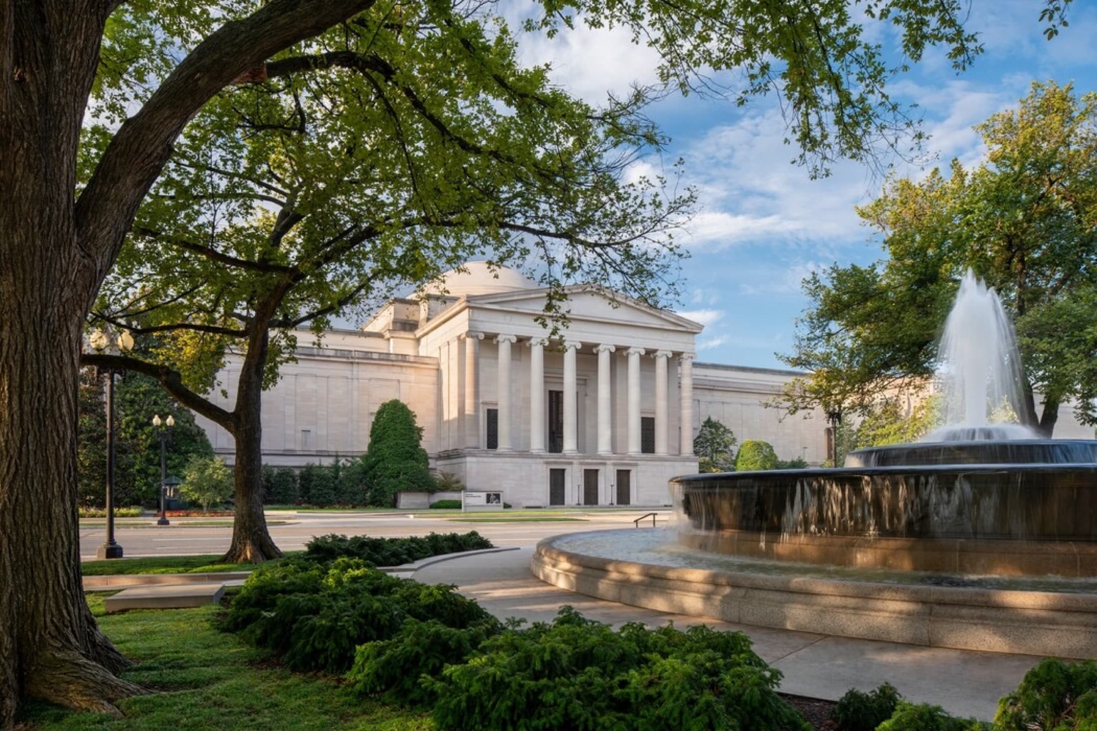 A gallery image from US Buildings: National Gallery West Building