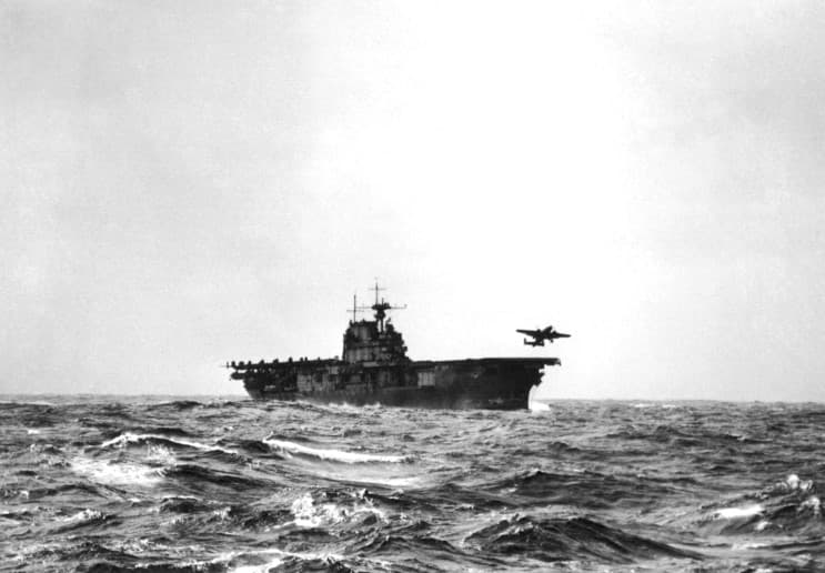 A B-25 bomber lifting off from the deck of the USS Hornet during the Doolittle Raid