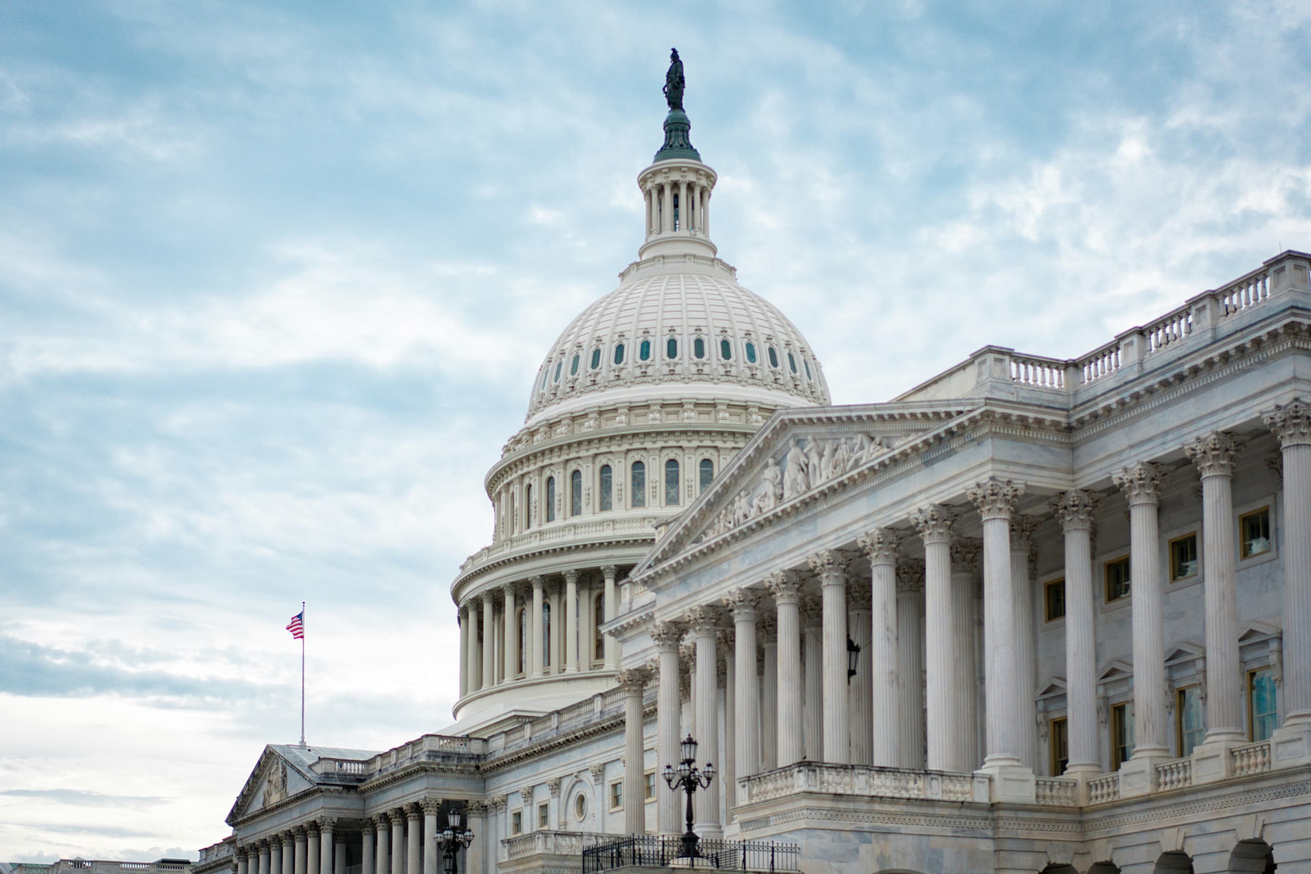 A gallery image from US Buildings: US Capitol From 45 Degree Angle