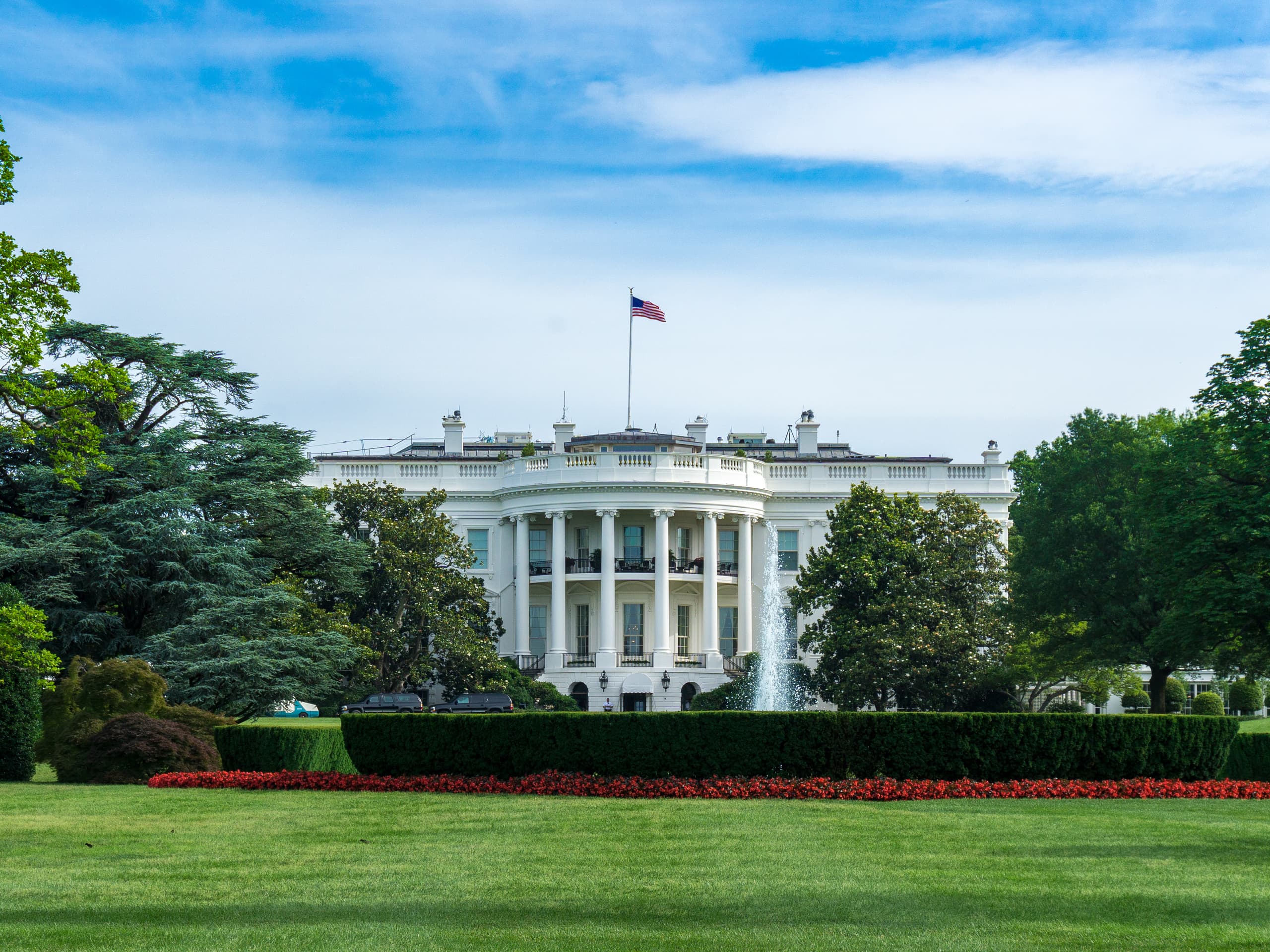 A gallery image from US Buildings: White House South Lawn