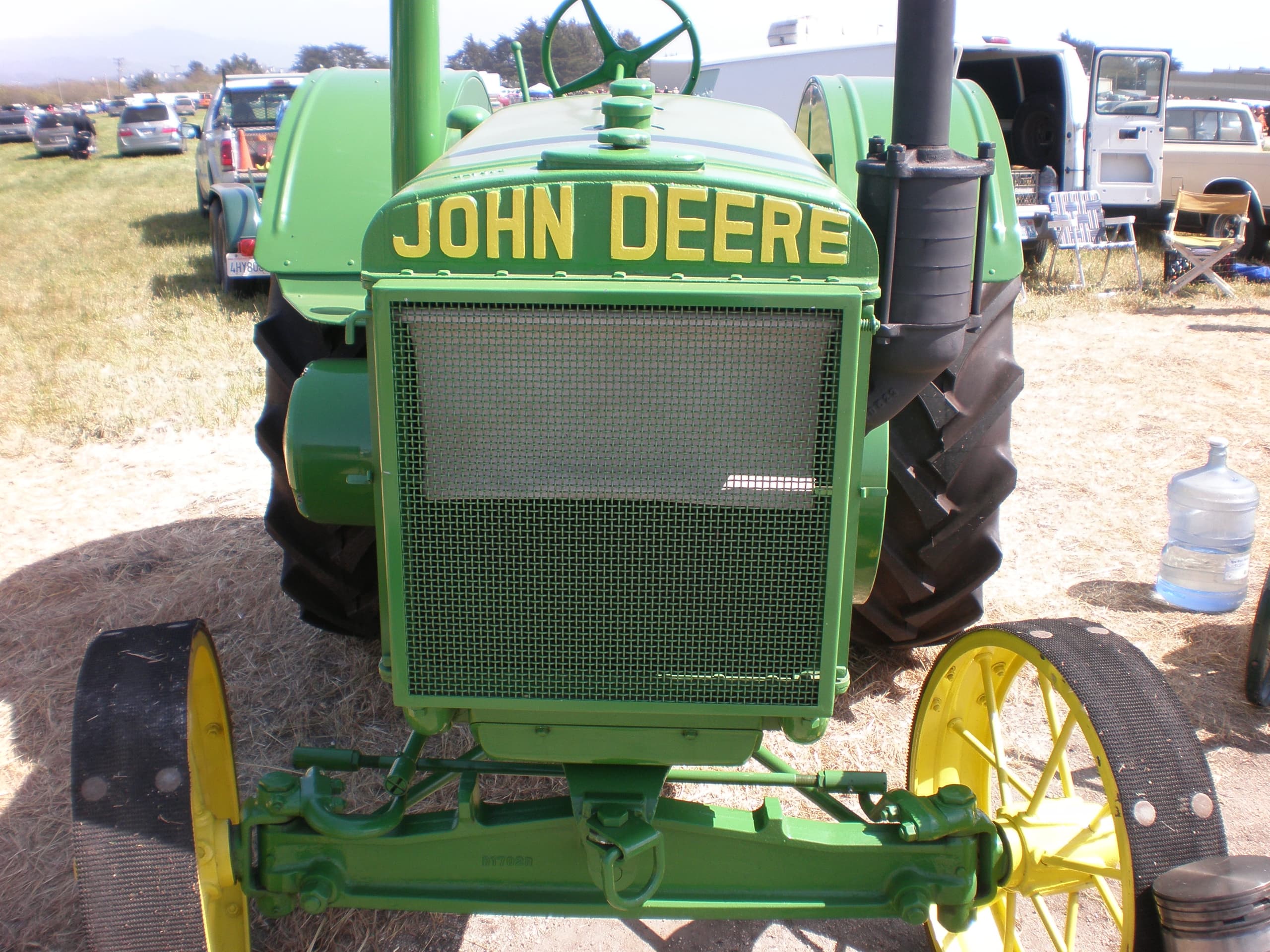 A gallery image from Landscapes: Ag John Deere D