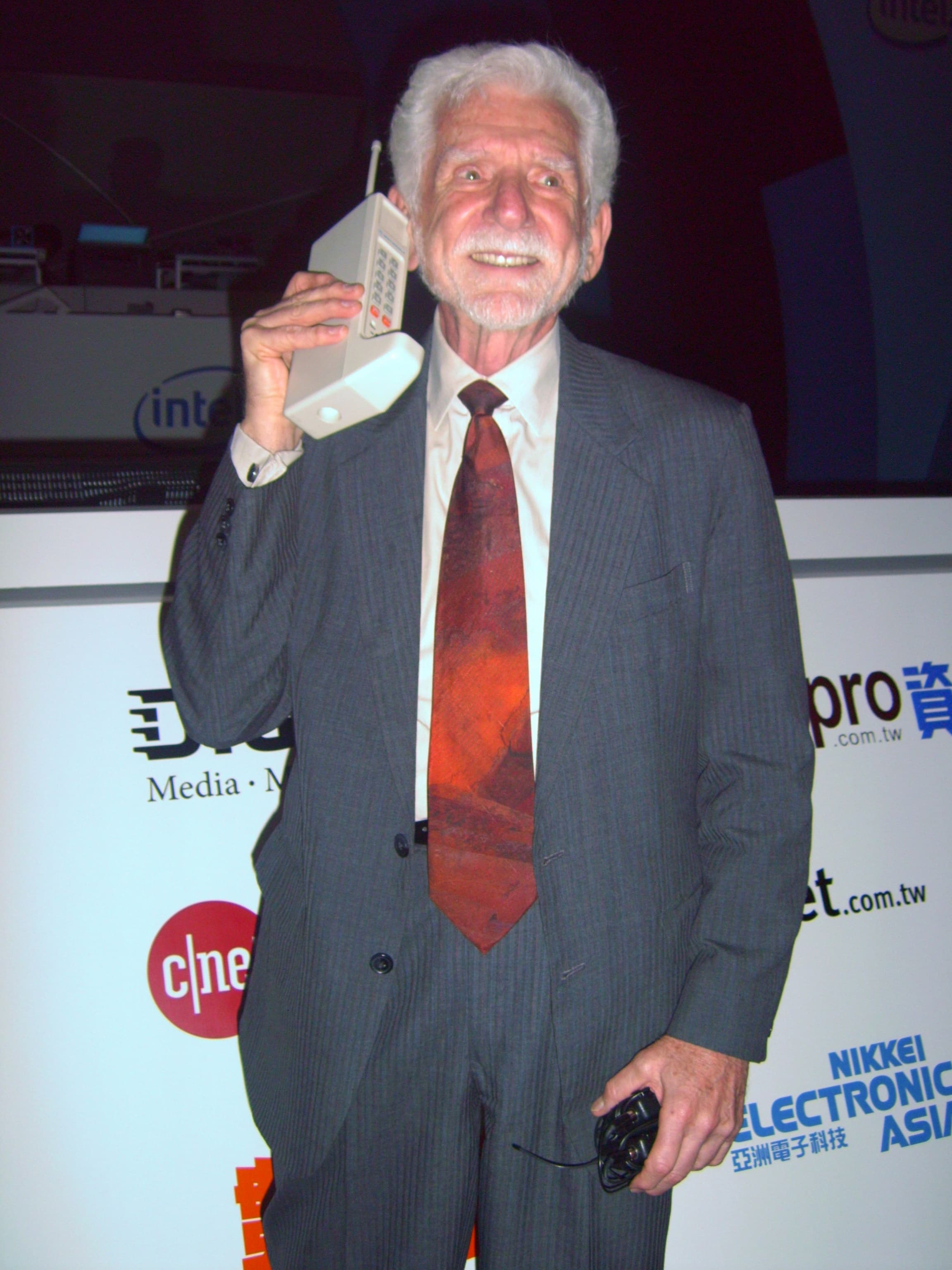 A gallery image from Technology: Martin Cooper