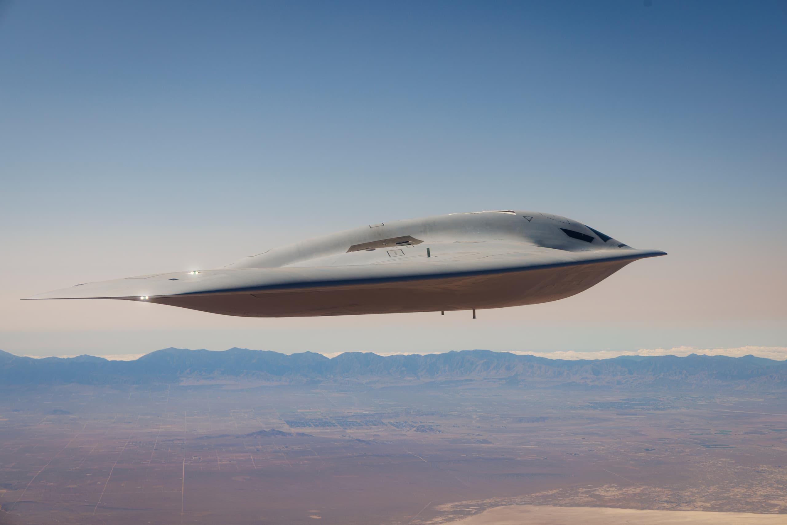 A gallery image from Military: Us Air Force B21 Raider Flight