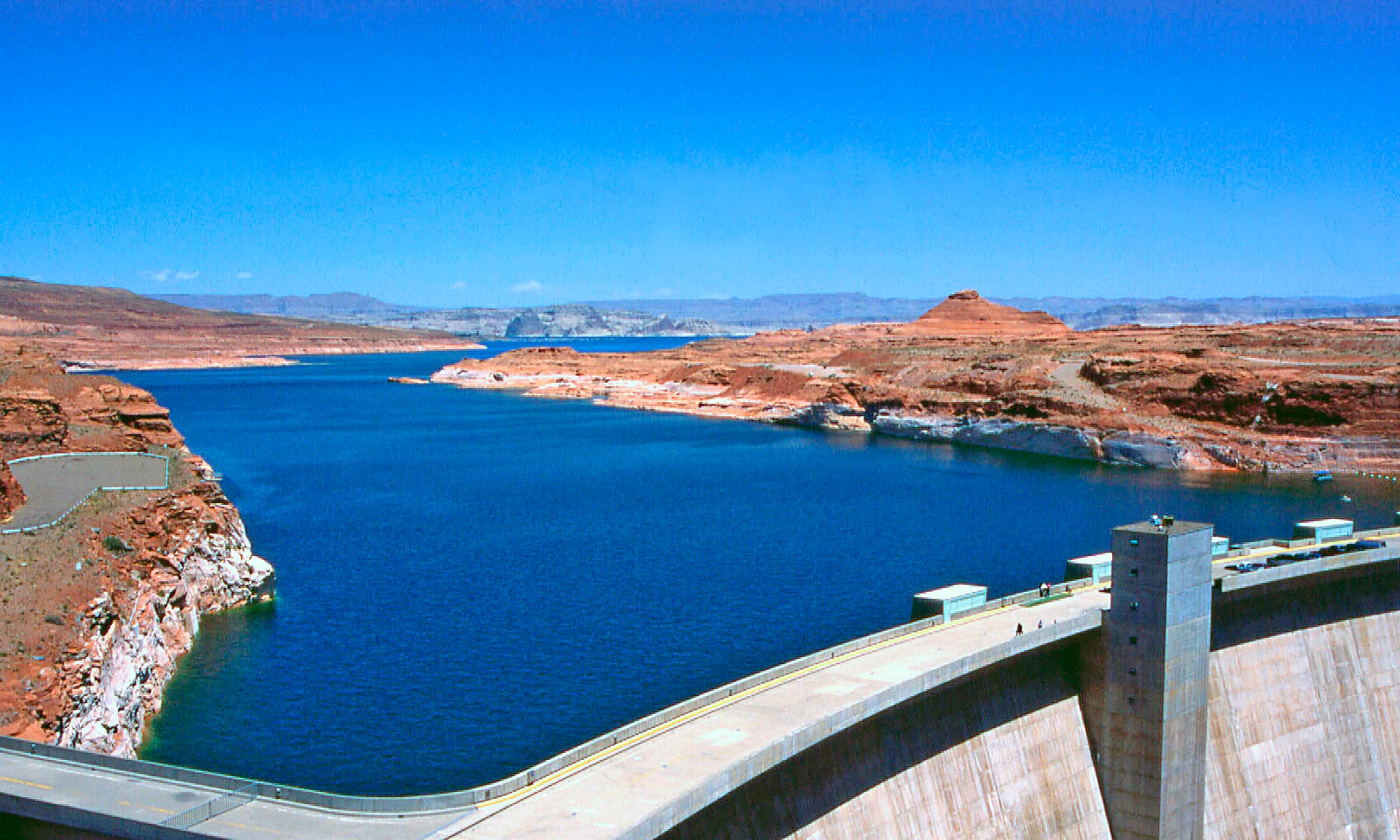 A gallery image from Landscapes: Wt Glen Canyon