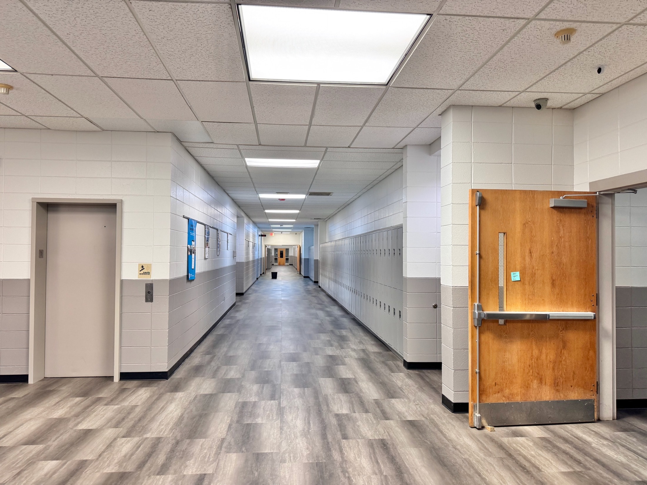 A hallway in a modern American public high school