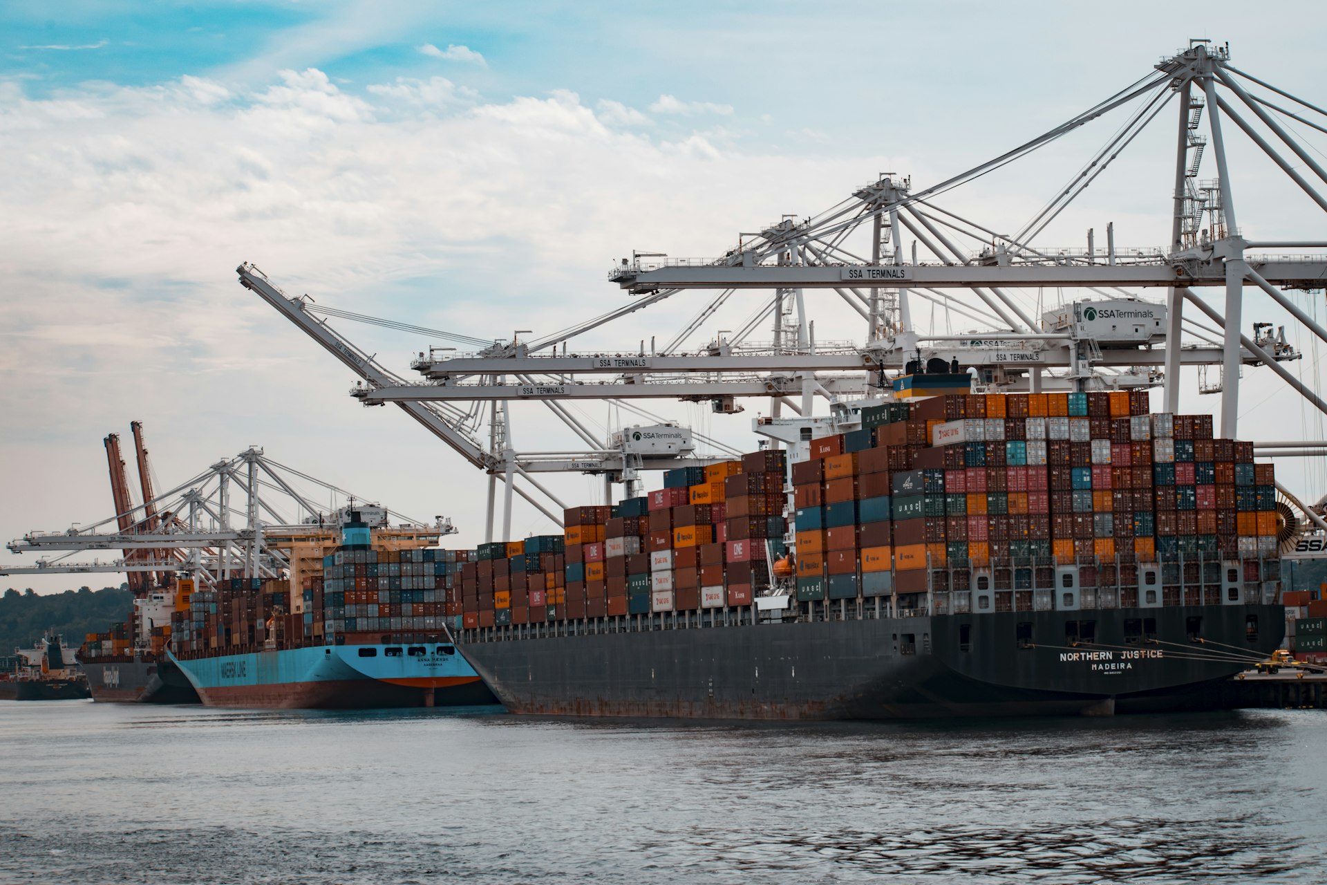 Container port — America's export machine