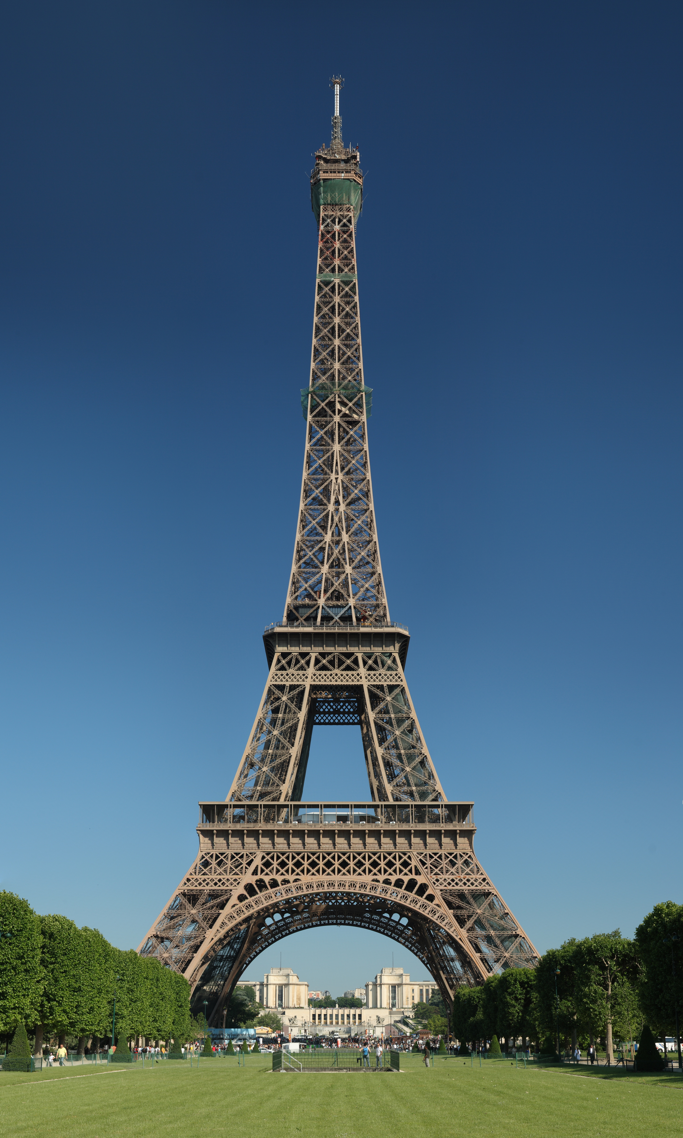 Eiffel Tower (Ref)